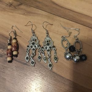 3 pairs dangle earrings